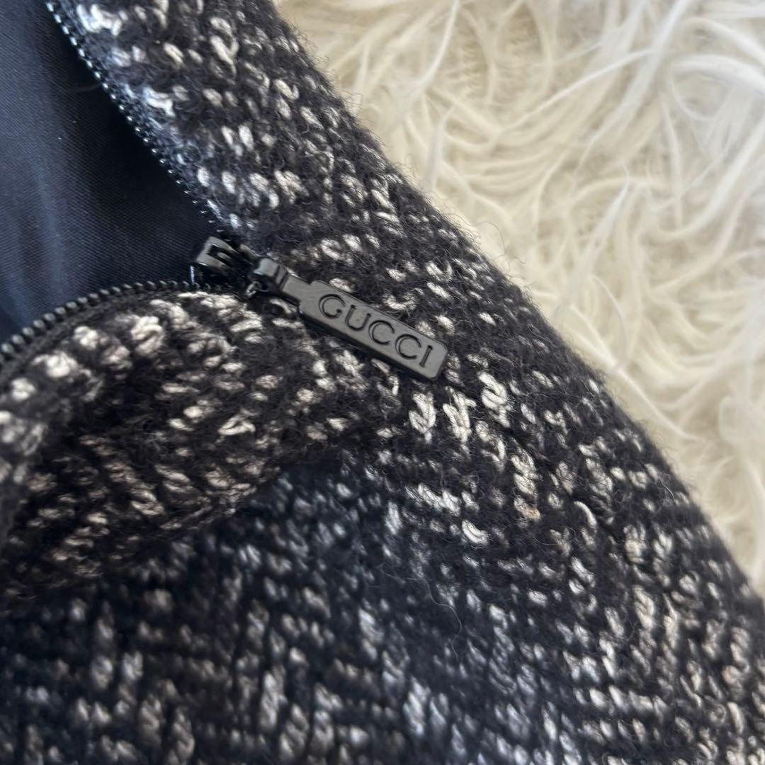 GUCCI✨ツイードヘリンボーン柄　巻きスカート　羊革ベルト　シルバー刻印金具