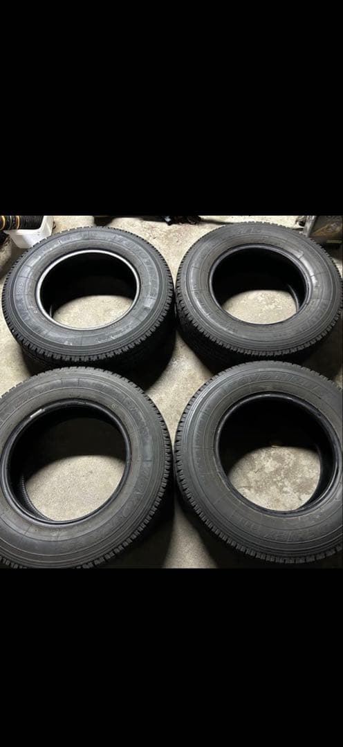 もんぺ専用195/80R15107/105DELVEX935スタッドレス4本