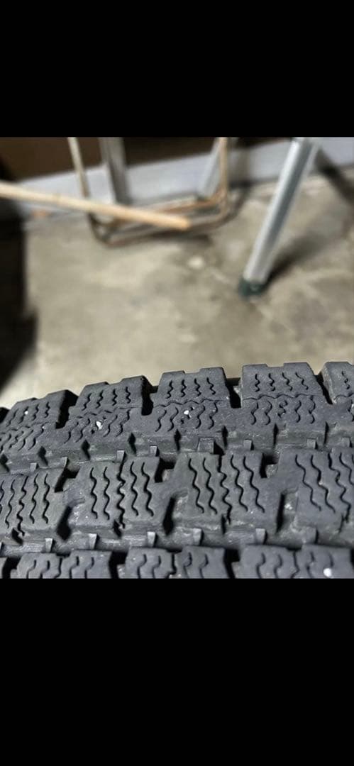 もんぺ専用195/80R15107/105DELVEX935スタッドレス4本