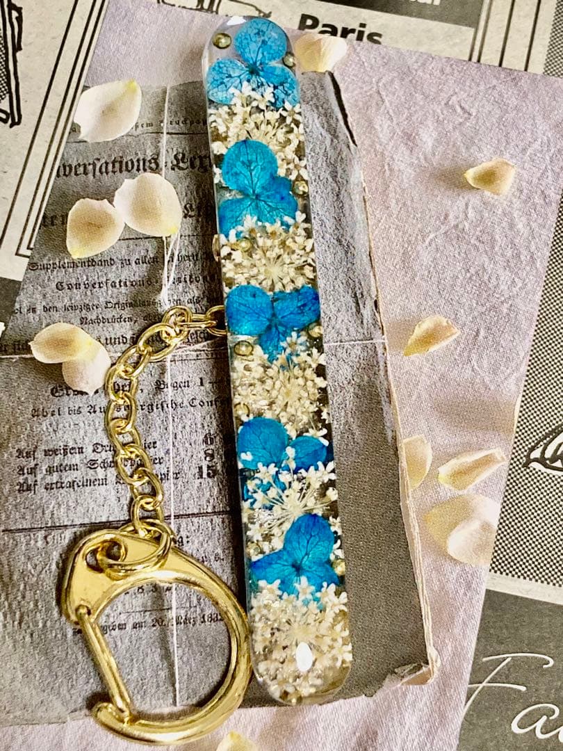 【N.574】ハンドメイド　キーチェーン 紫陽花　レースフラワー　青