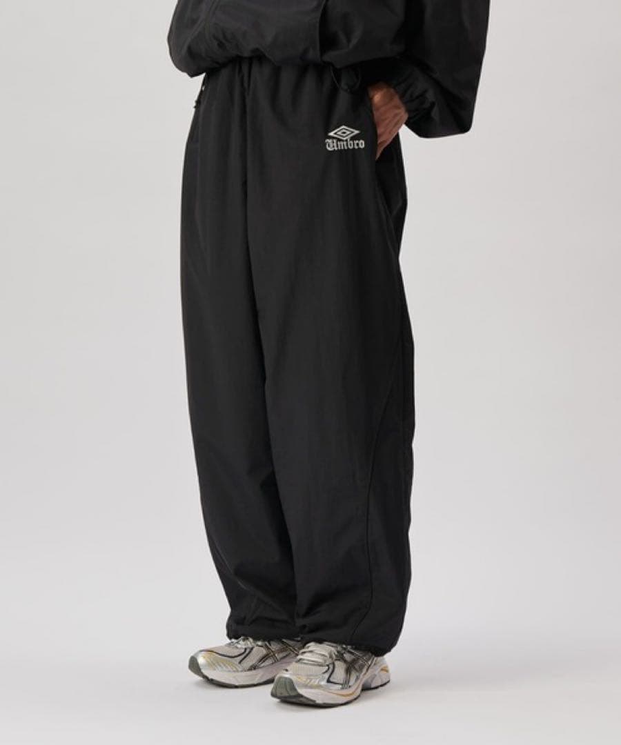 Umbro lui's アンブロ　ルイス　トラックパンツ　Sサイズ