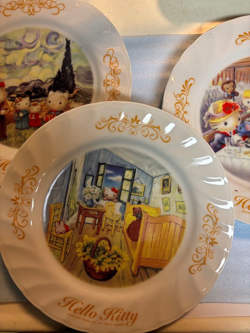 ハローキティ　絵皿