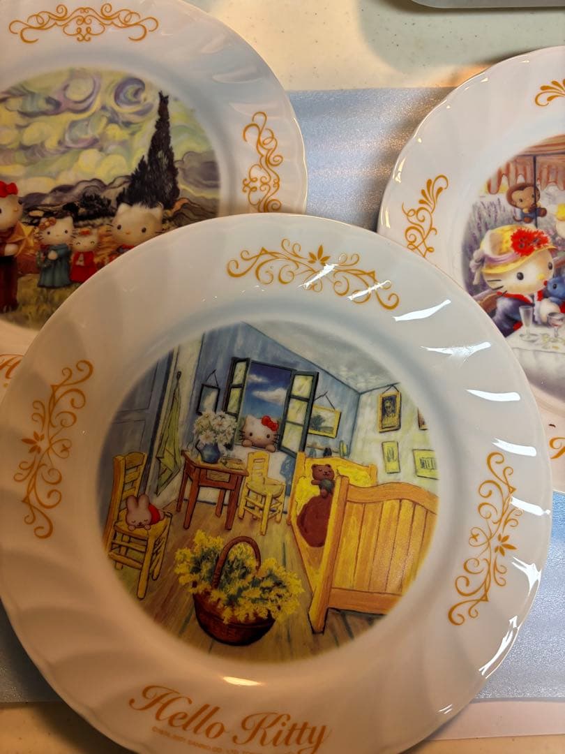 ハローキティ　30周年　絵皿
