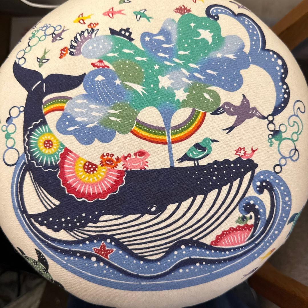 虹亀商店　紅型　椅子