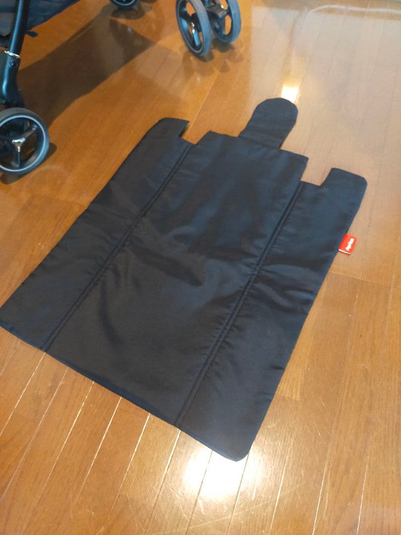 2022年モデル Aprica アップリカ ラクーナビッテクッション カーキ美品