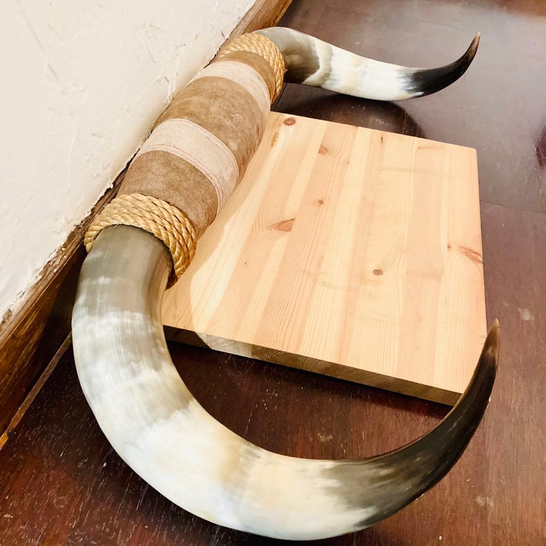 牛　ツノ　ウエスタン　RED MILL MFG　彫刻　おまけ付