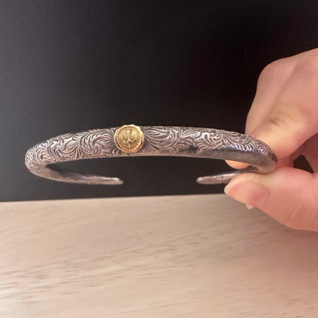 彫刻デザイン バングル　シルバー925 アクセサリー