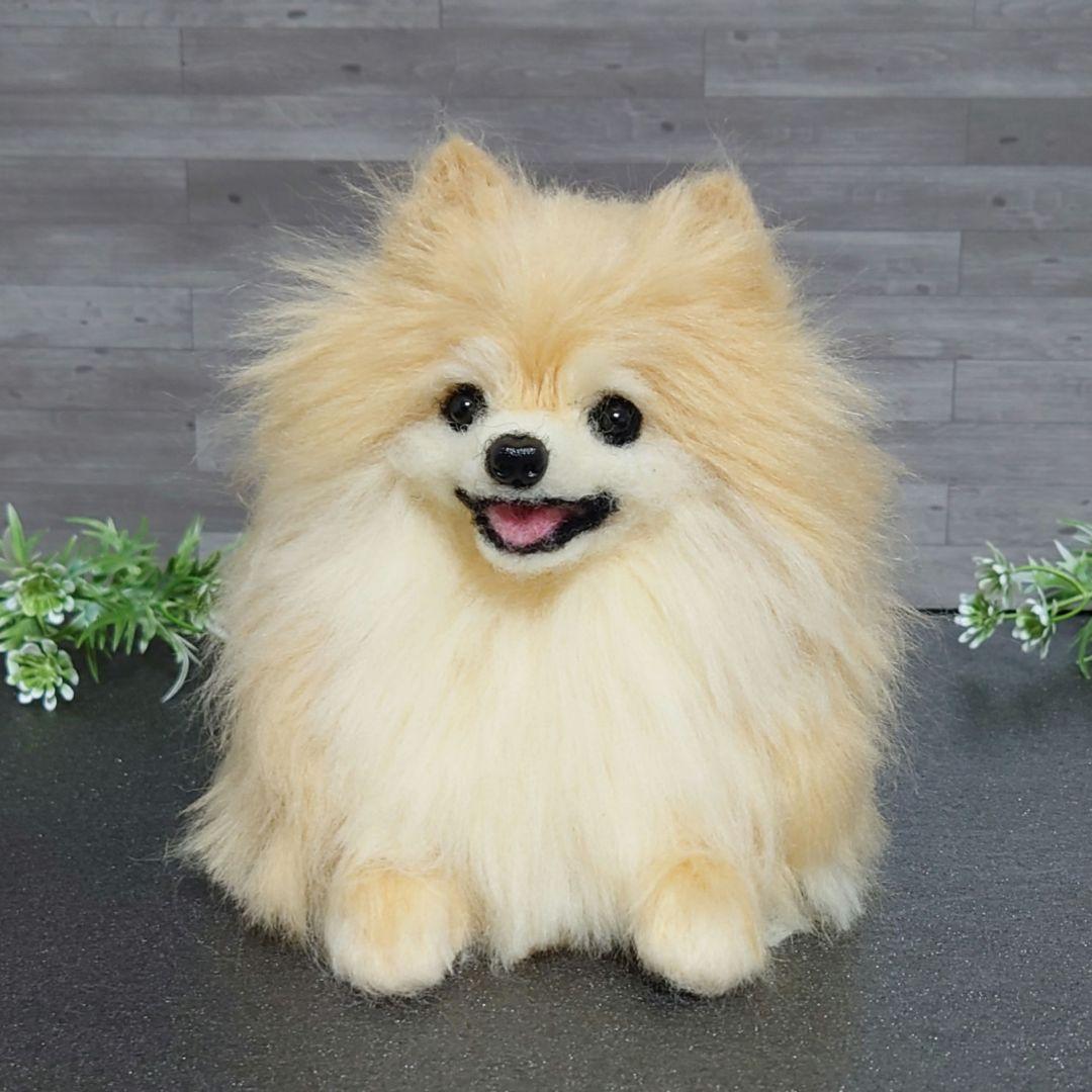 羊毛フェルト犬　ポメラニアン