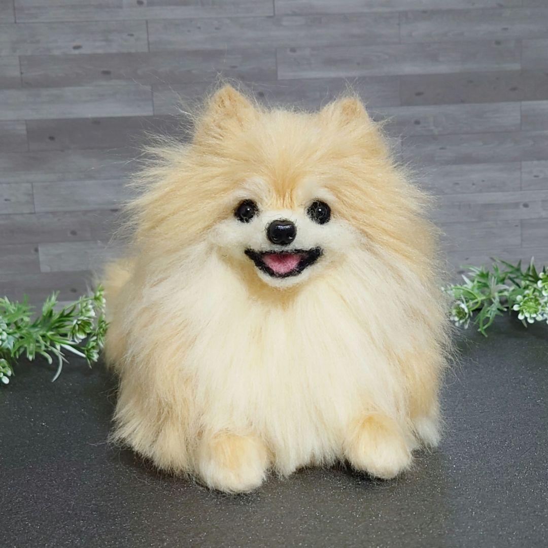 羊毛フェルト犬　ポメラニアン