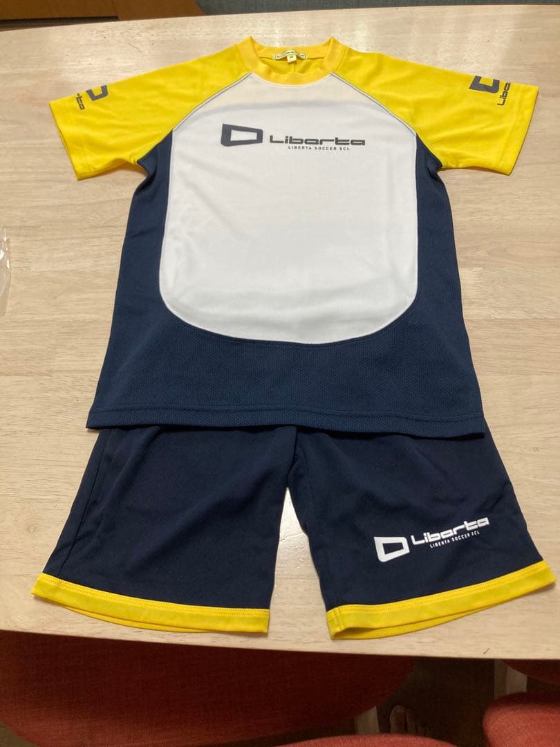 Liberta サッカーウェアセット 130サイズ