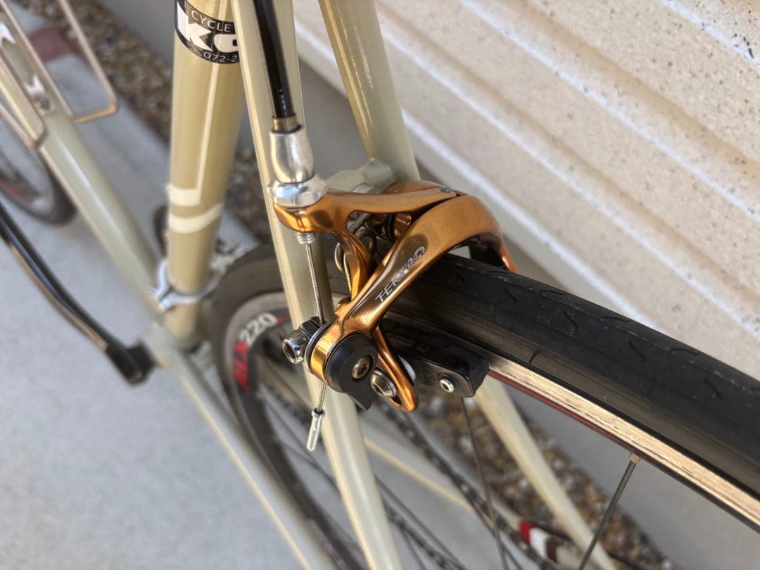 BH DESEO(デセオ）100周年記念モデル　クロモリロード