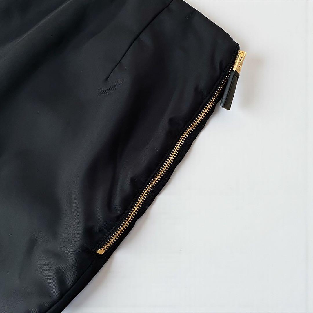 【美品】PRADA プラダ リナイロン ペンシルスカート 三角ロゴプレート 黒