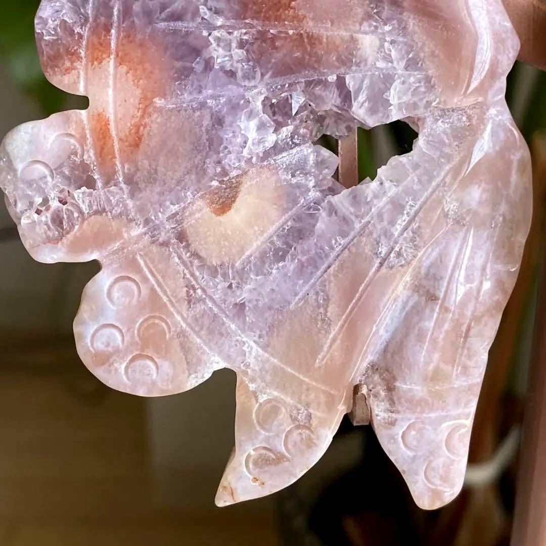 ★★破格大特価【 ピンクアメジスト 蝶々 バタフライ スタンド 彫り物 】