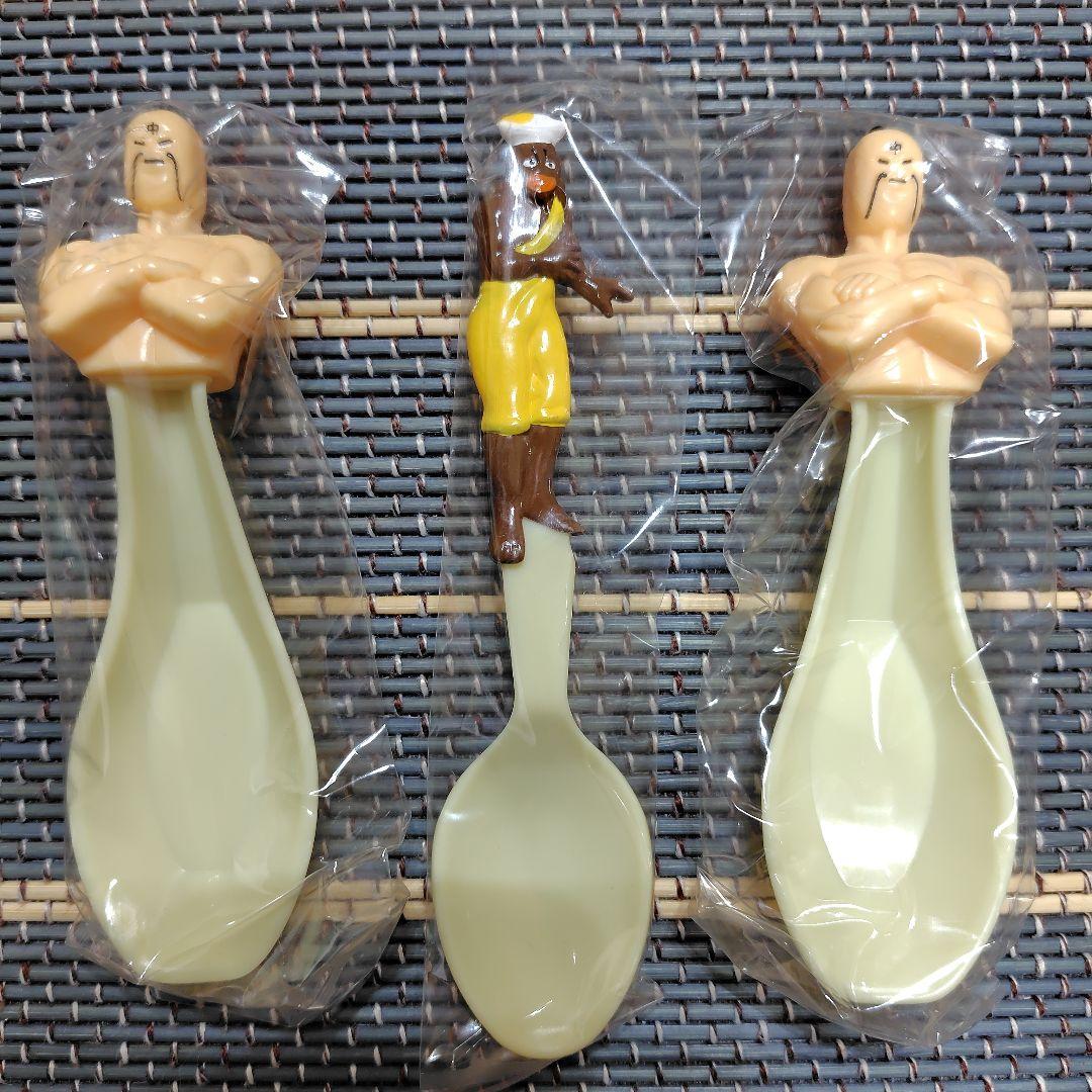 キン肉マンどんぶりとカレー皿