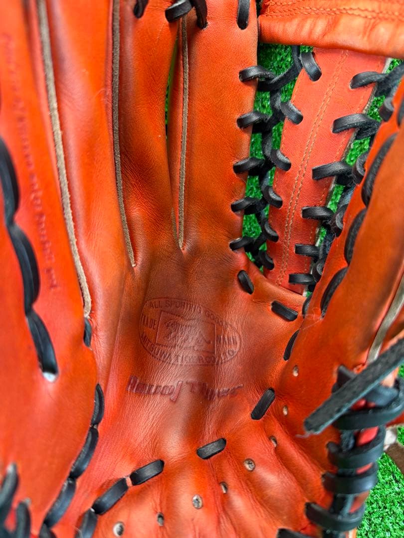 ミツワタイガー　硬式　外野手　左投げ