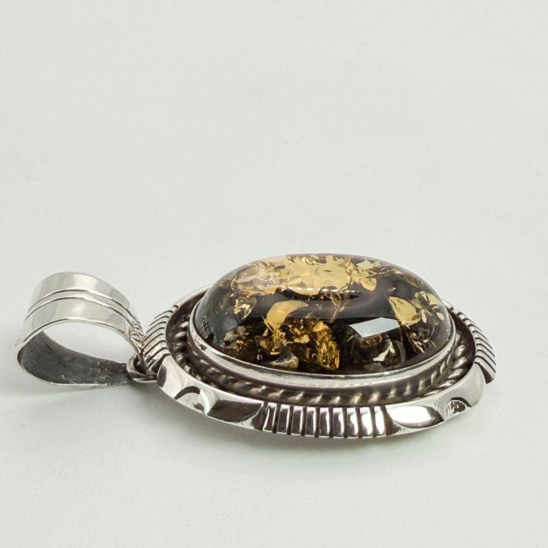 ◆【極美品】SILVER925 ナバホ族 大粒 グリーンアンバー ペンダント