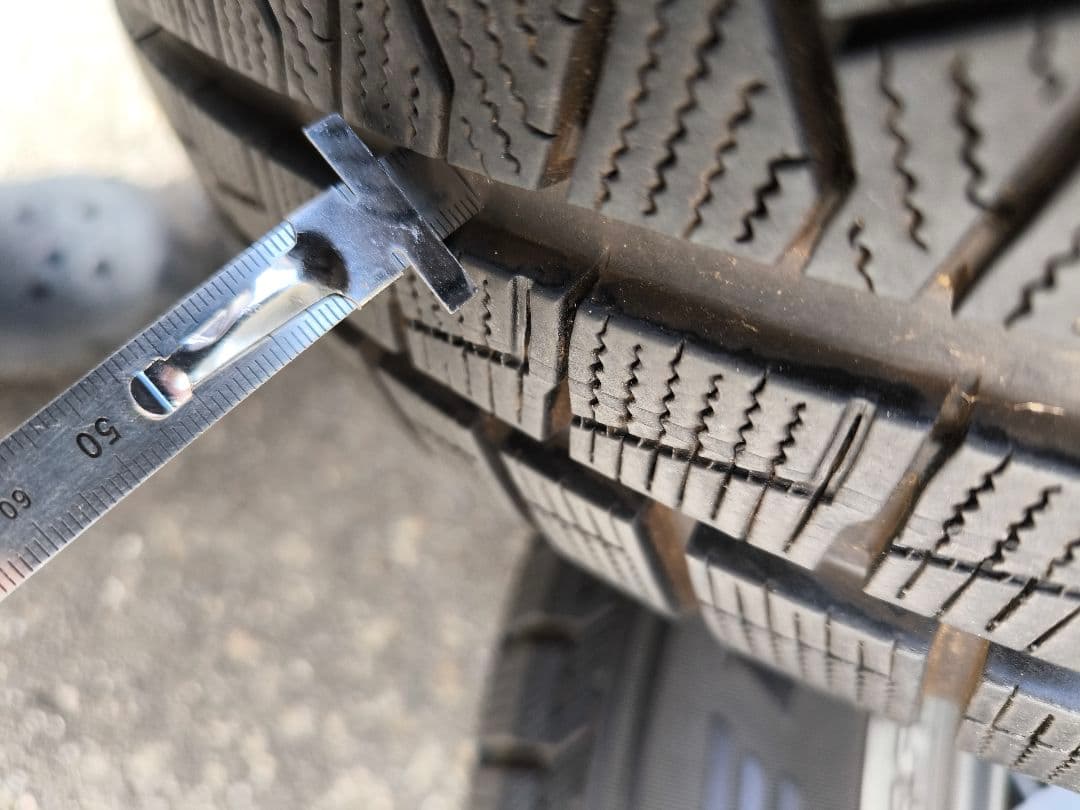 ピレリアイスアシンメトリコ225/60R18 4本セット6mm