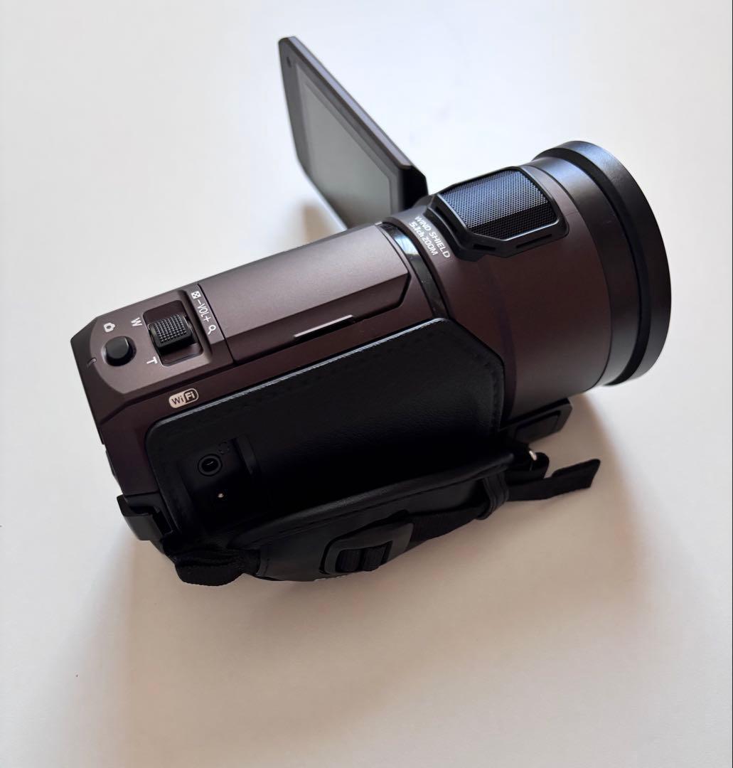 【極美品】Panasonic HC-VX1M 4Kビデオカメラ ブラウン