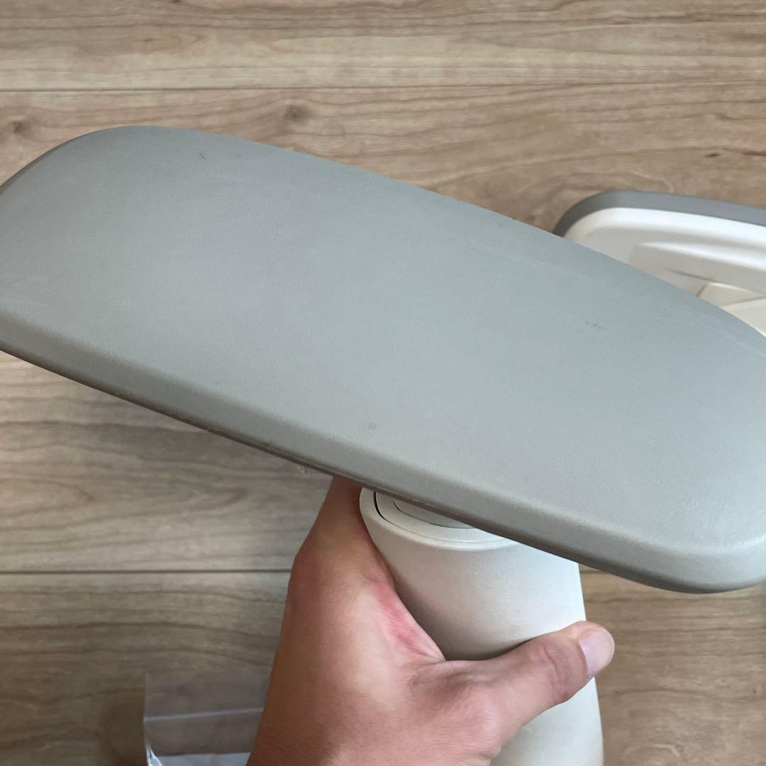 オカムラ シルフィー アジャストアーム レストアーム 肘置き（ボルト付）