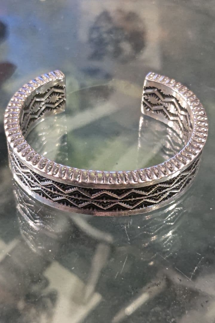 サンシャインリーブス　４面スタンプ　バングル