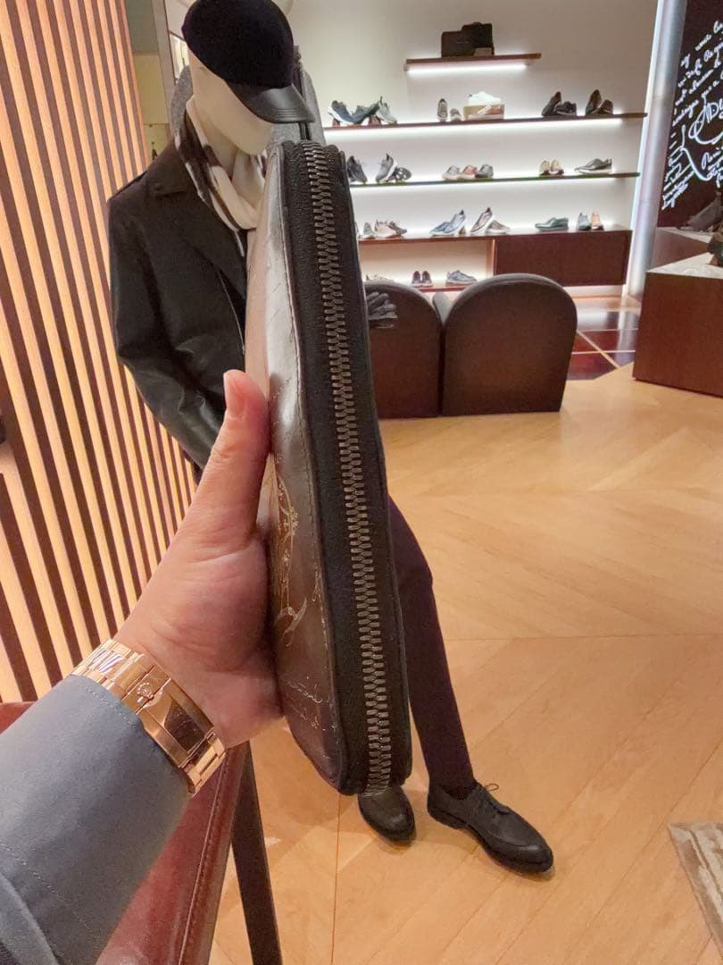 ベルルッティ 長財布 イタウバ ゴールデンパティーヌ Berluti箱付き