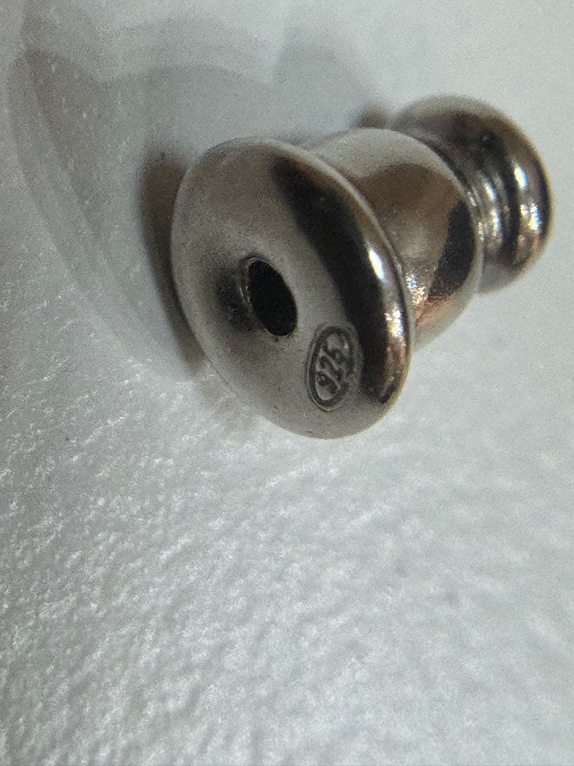 【Fyfygghhhhjh 】DIOR (ディオール) CD ピアス