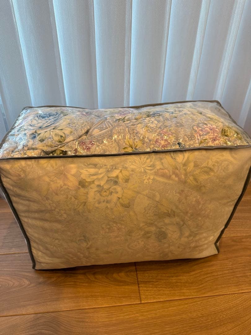 美品　羽毛掛け布団 150x210cm 羽毛　ハンガリーホワイトグース　日本製