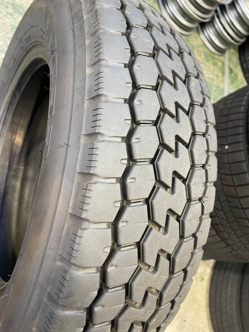 【中古オールシーズンタイヤ】205/70R16 ホイールなし２本セット