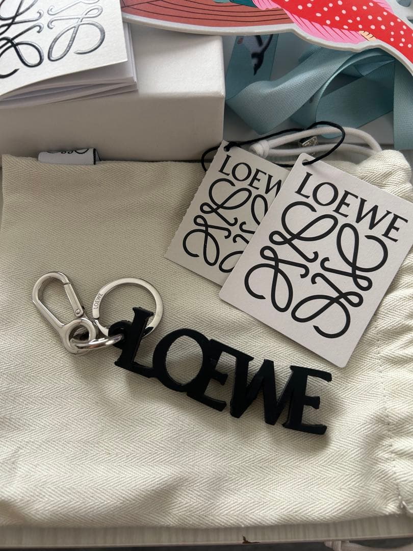 LOEWE ブラック キーホルダー　キーリング