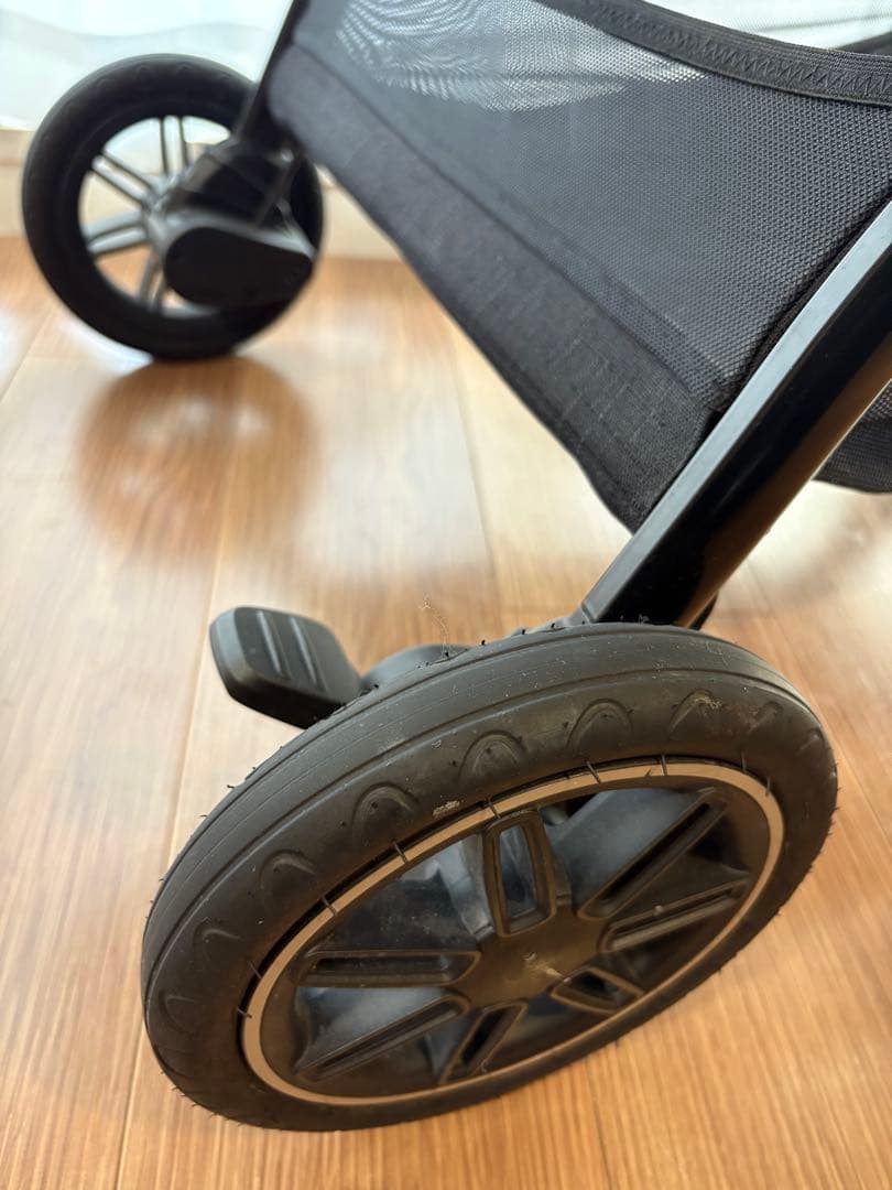 Nuna TRIV next ヌナ ベビーカー リベテッド 正規購入