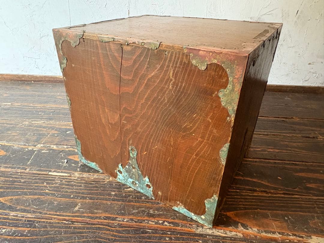 木製アンティークタンス 3引き出し 胴巻き アンティーク レトロ