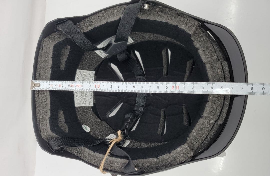 未使用 bern HENDRIX スノボ　スケボー　ヘルメット XXL