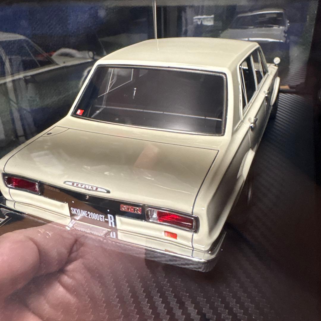 1/18イグニションモデル　スカイラインIG3513 GT-R (PGC10)