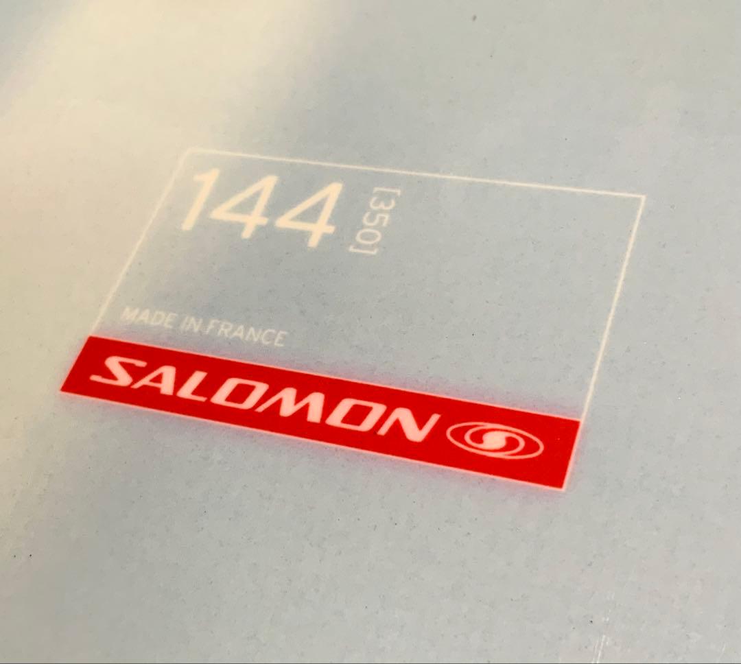 良品　SALOMON スノーボード 144cm バインディング付