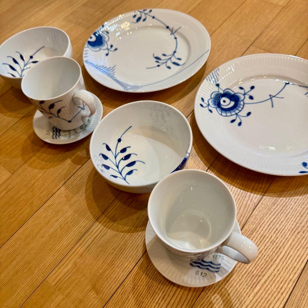【未使用品】ロイヤルコペンハーゲン　カップ&ディッシュセット　2組
