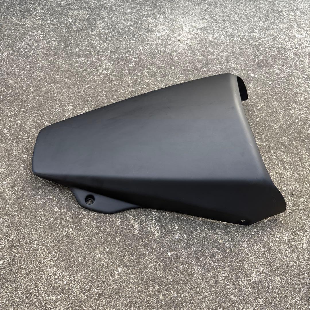 シングルシートカウル　マットブラック