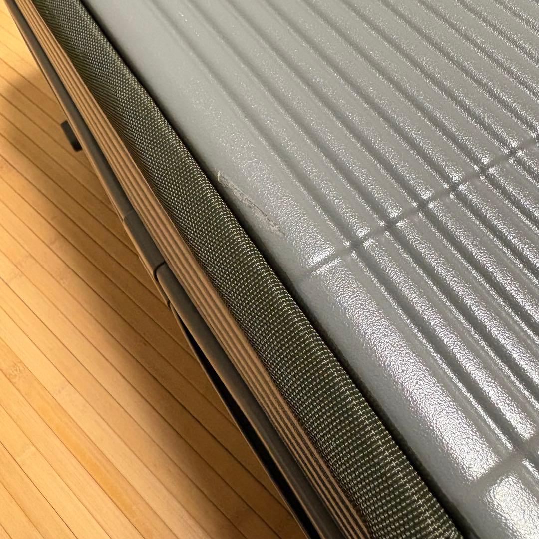 イノベータースーツケース　92L 購入時付属品あり