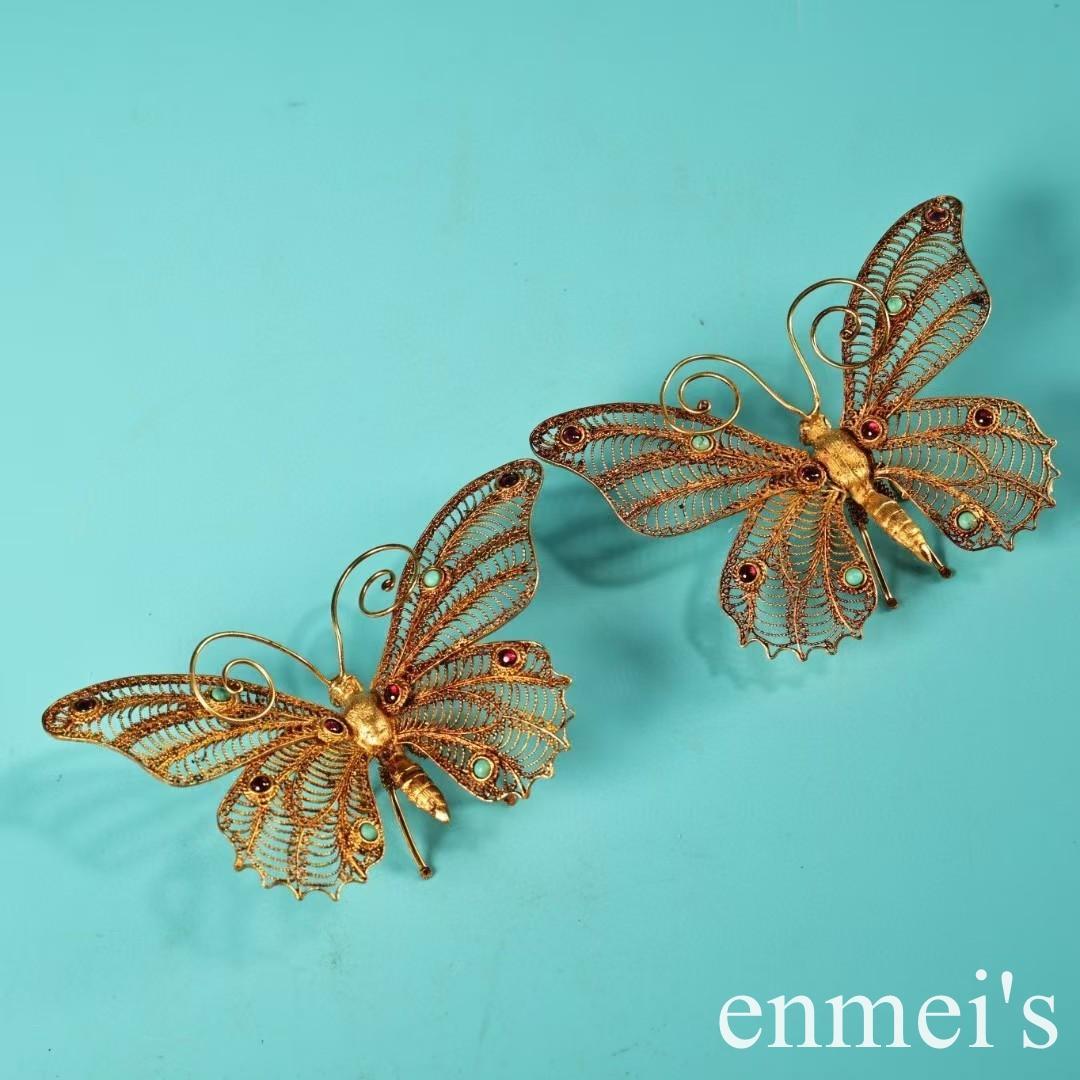 中国古美術・旧蔵掐絲工芸鎏金宝石を嵌め込んだ蝶・純銅制・茶道具・装飾品・案頭