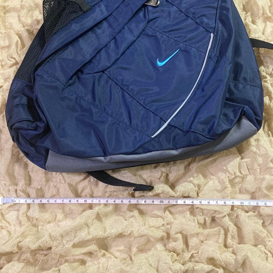 【新品】NIKE ボディバッグ　スリングバッグ　ネイビー