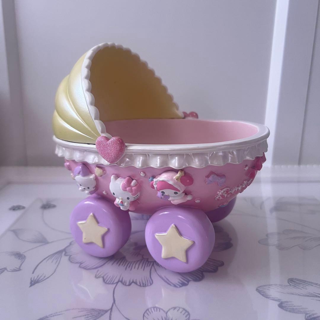 サンリオ ベビーカー型小物入れ