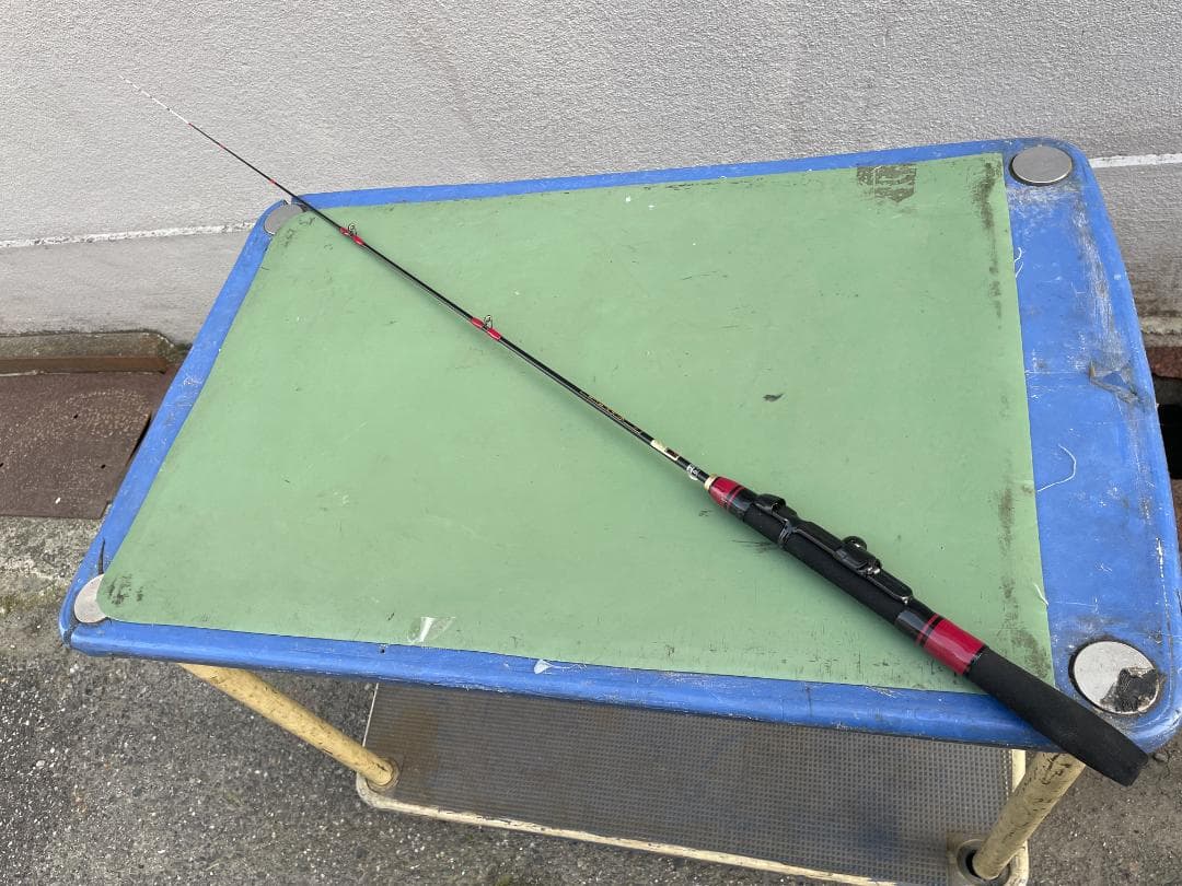 ★ 釣り竿 がまかつ がま ワカサギ 1.3m グラスロッド 釣竿 釣り具