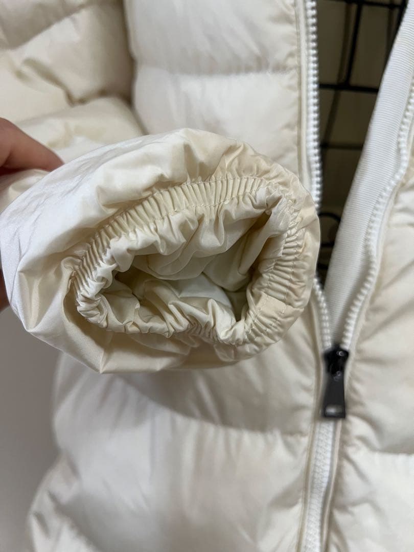 モンクレール　ロングダウンジャケット　アイボリー　Sサイズ