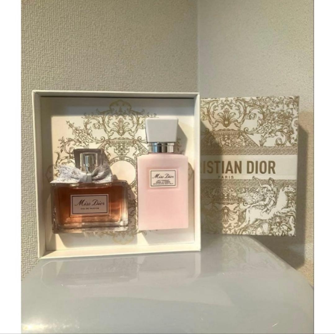 ミスディオール　オードゥパルファン　50ml ボディミルク　コフレ