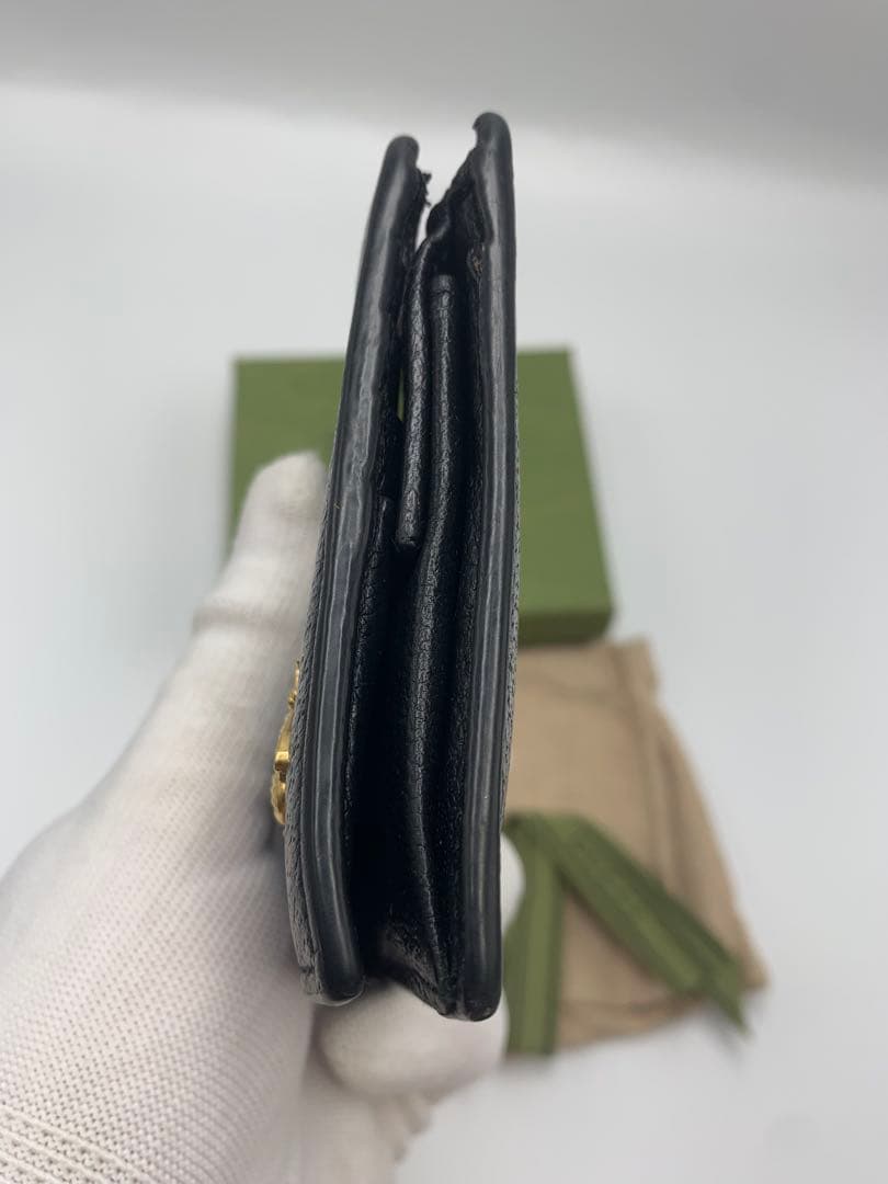 【美品】グッチ 二つ折り財布 アニマリエ ビー レザー ゴールド金具 P55