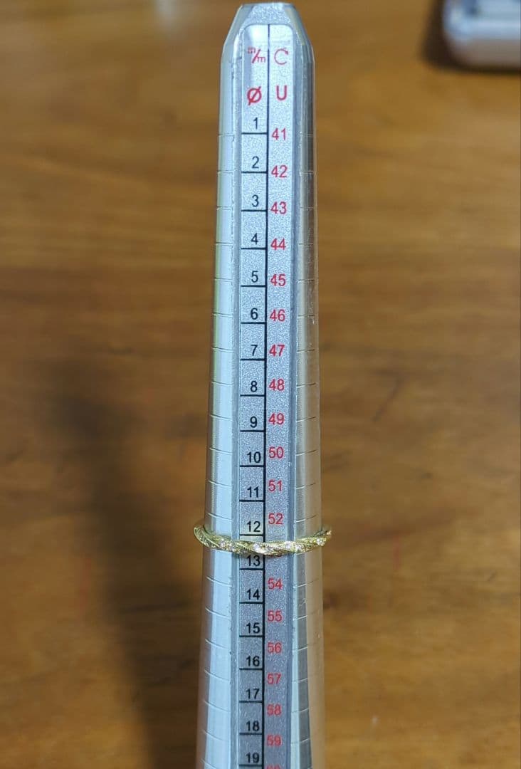 AHKAH　K18YGダイヤモンドリング