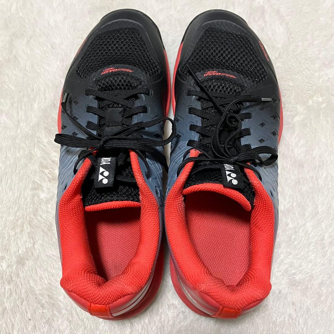 美品 YONEX テニスシューズ クレー 砂入り人工芝用 靴 25.5 男女兼用