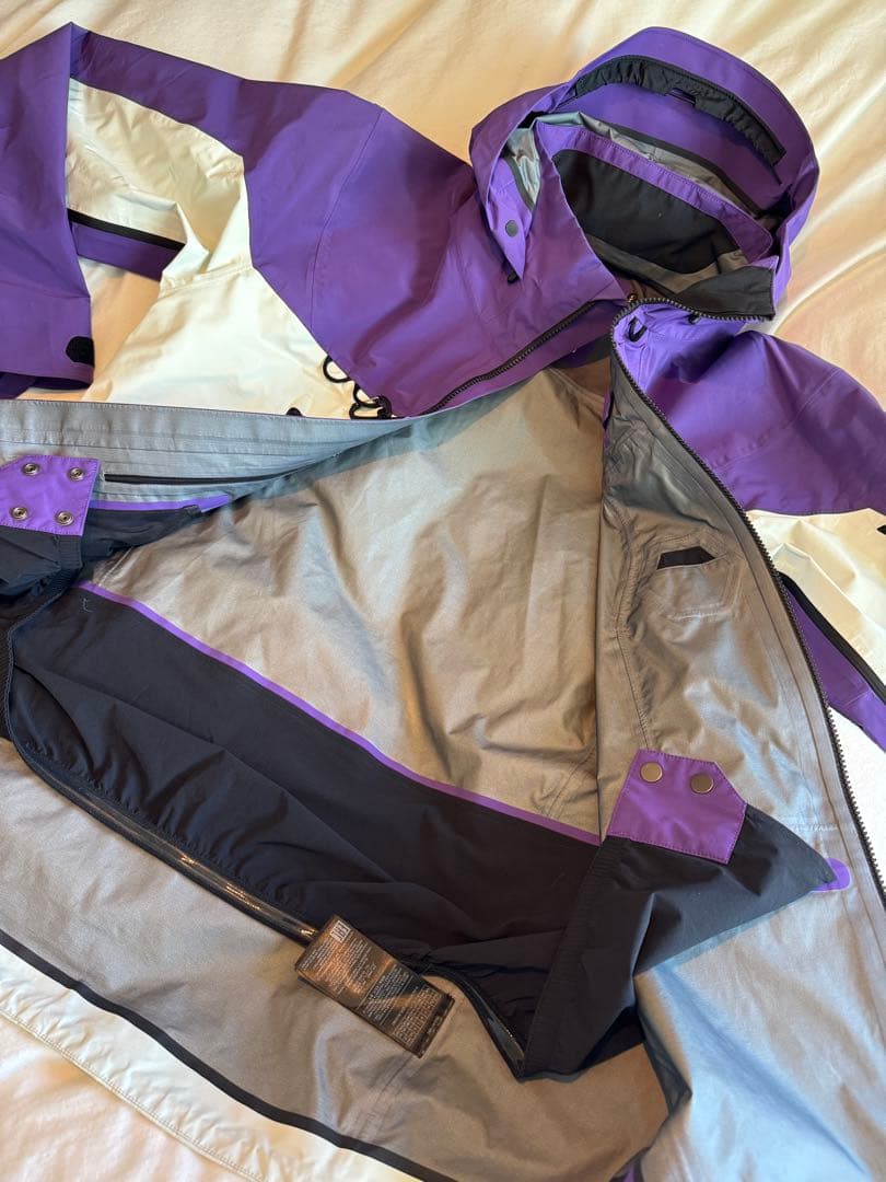 Ak457 ジャケット サイズL 希少 Burton バートン Ak 国内正規品