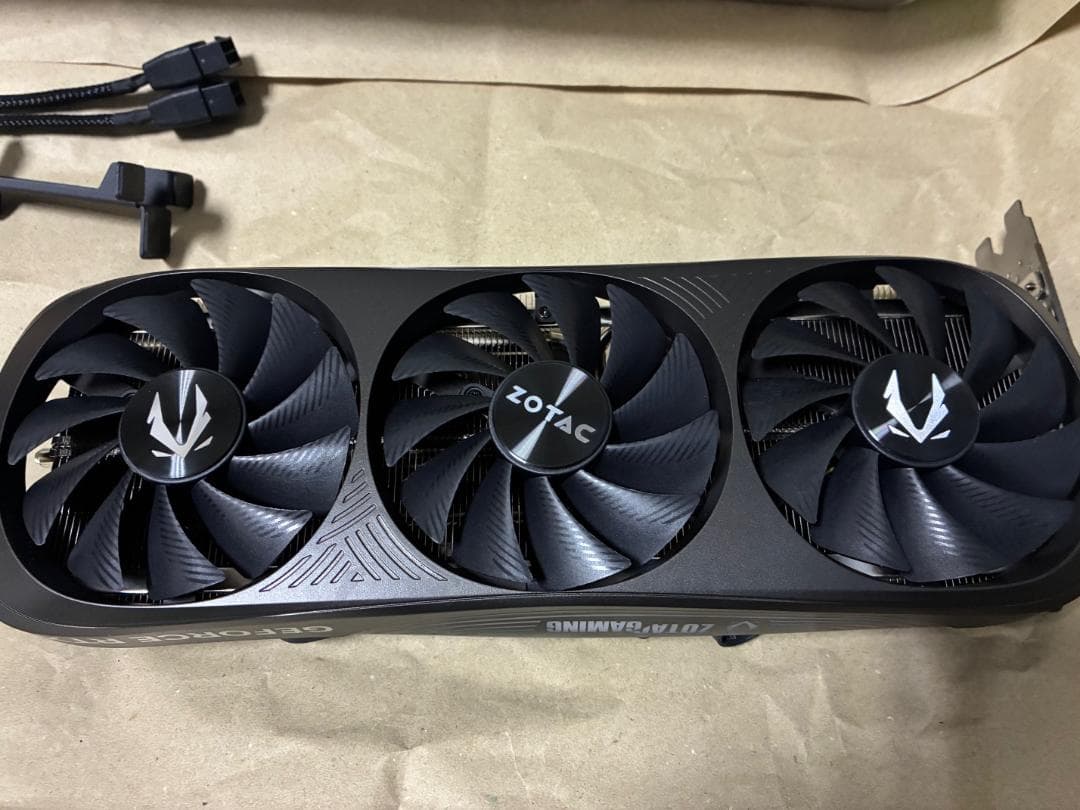 グラフィックボード・グラボ・ビデオカード ZOTAC GeForce RTX 4070ti Super