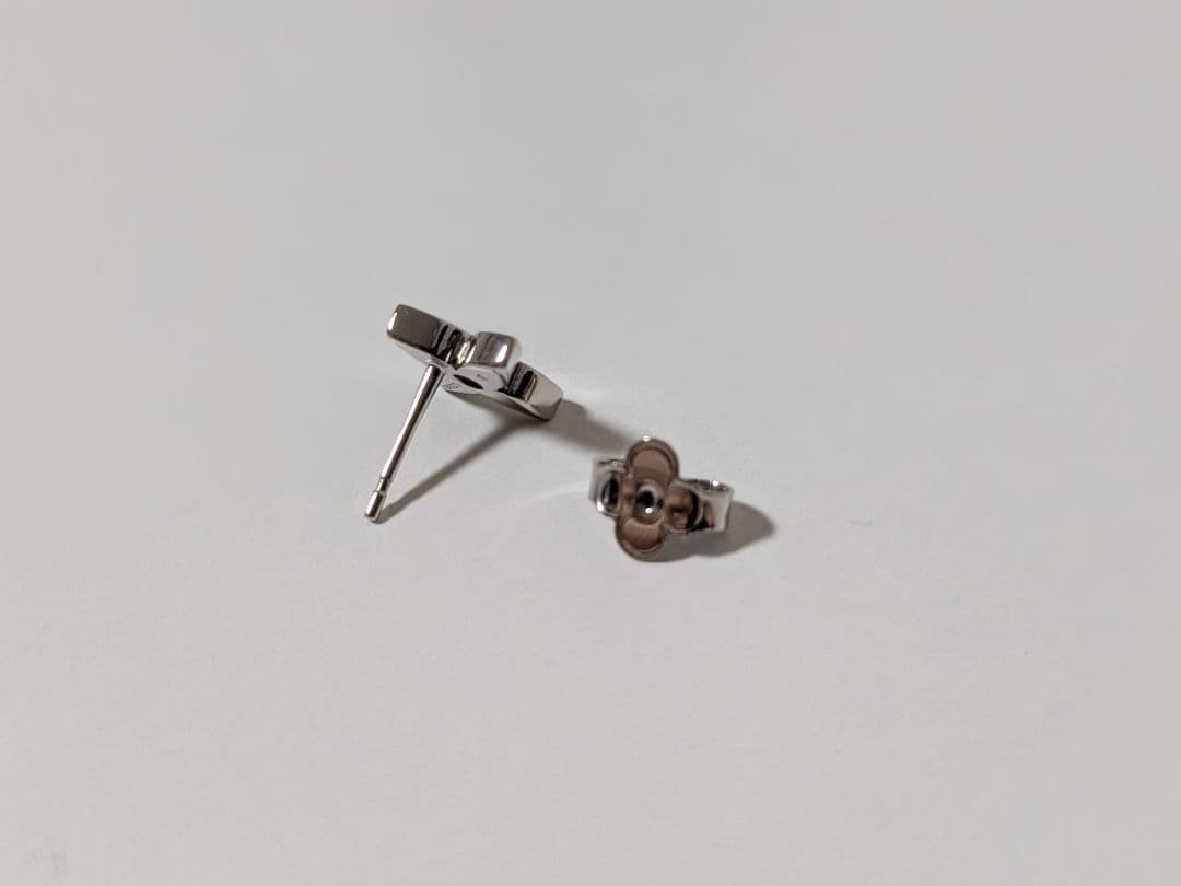 ルイヴィトン ピアス LV インスティンクト