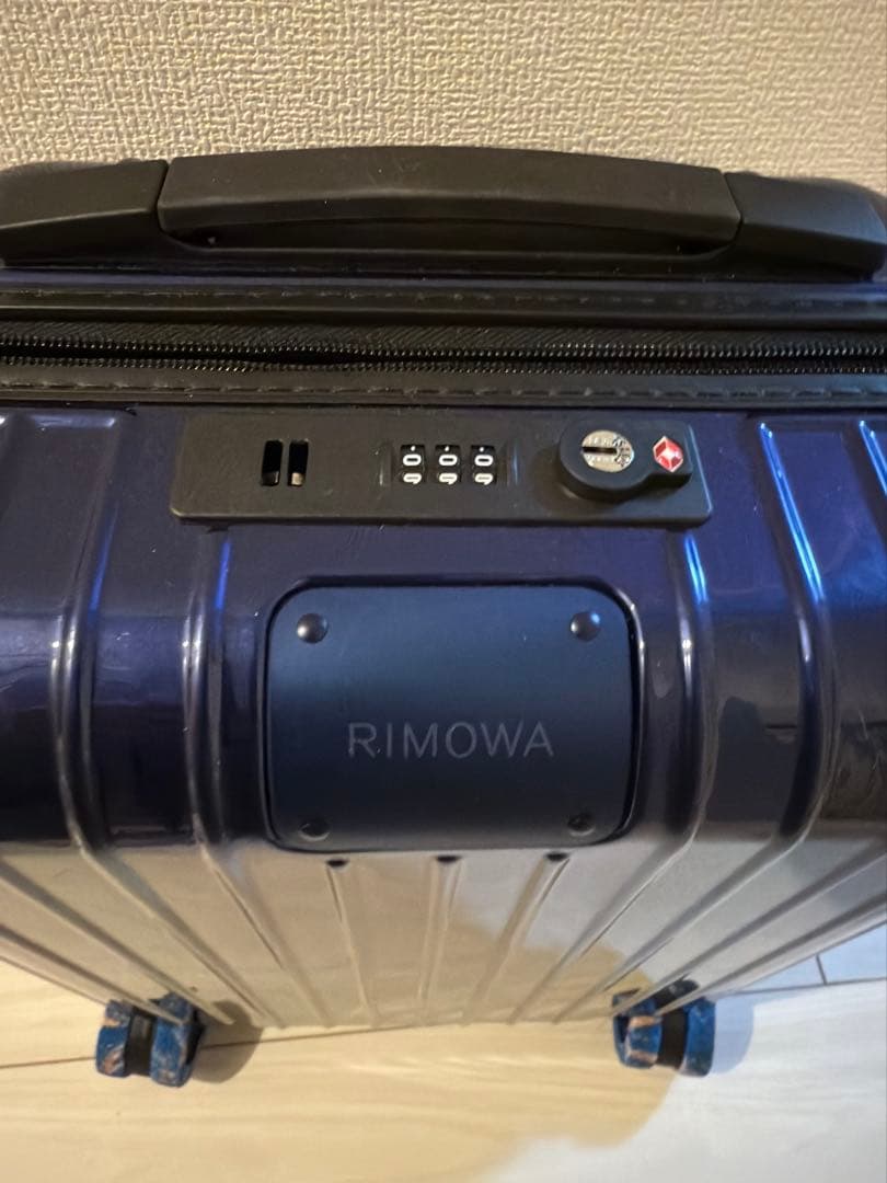 RIMOWA リモワ キャリーケース エッセンシャルライトTSAロック 22L